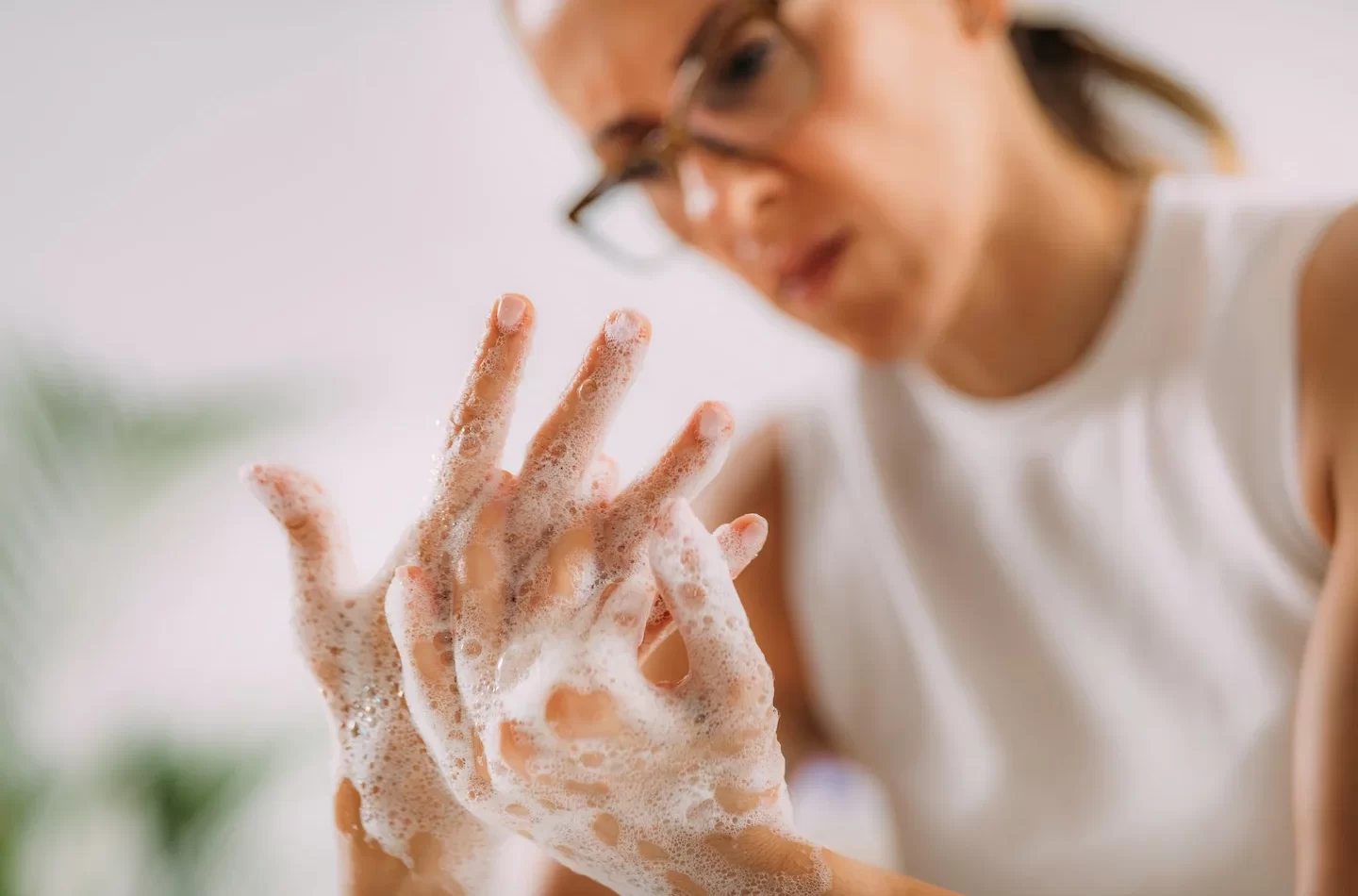 obsessive-compulsive-disorder-concept-woman-obsessively-washing-her-hands