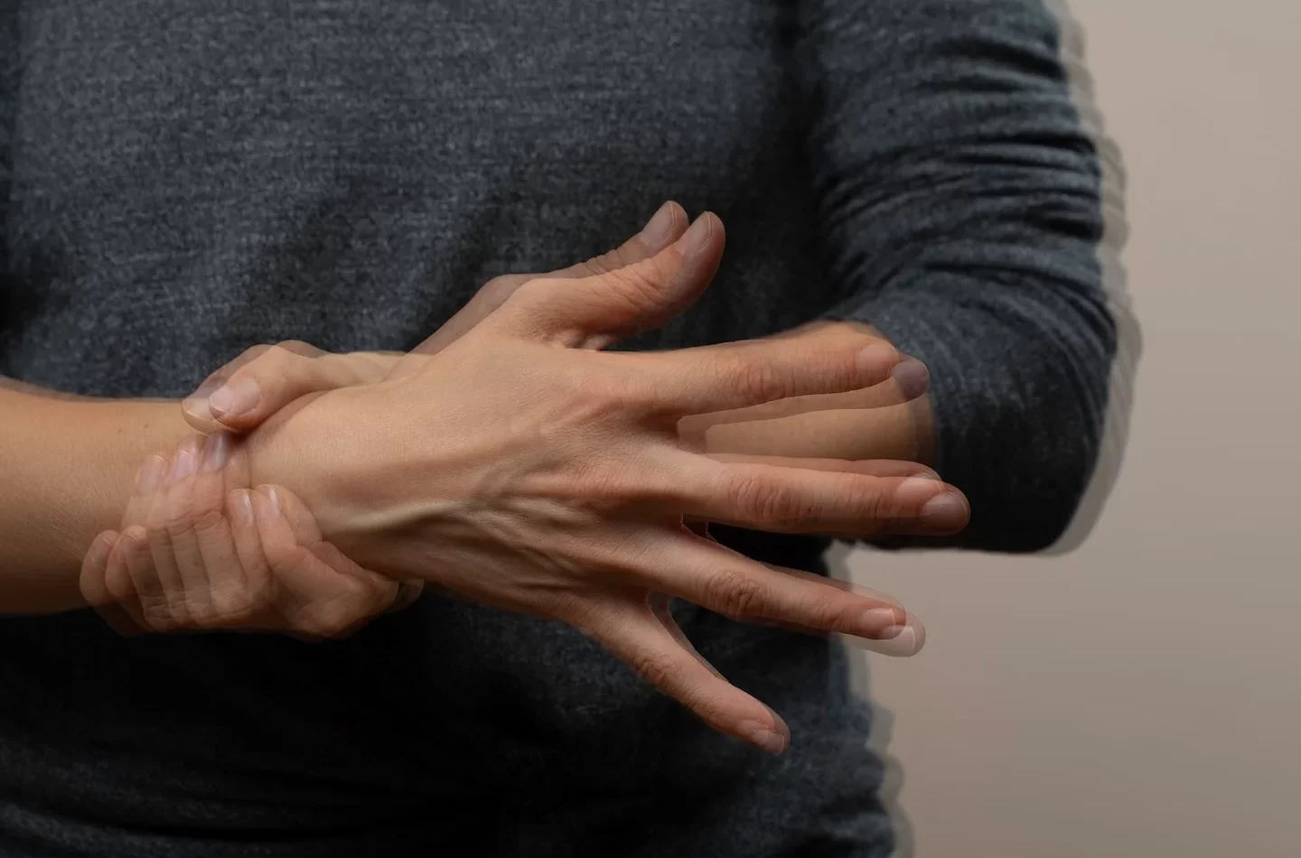 woman-with-trembling-hands-nervous-gesture